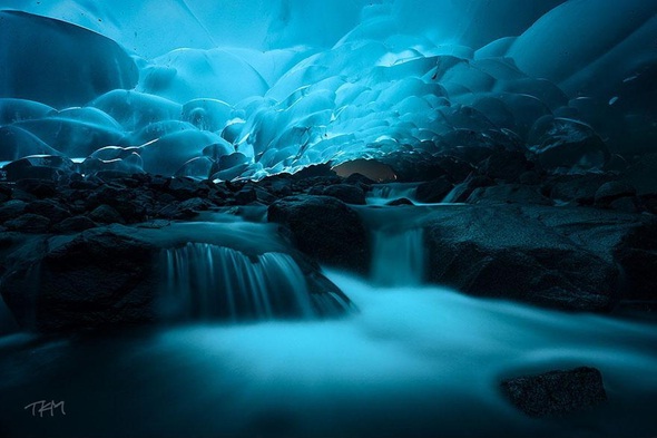 Mendenhall-Ice-Caves-Juneau-Alaska2